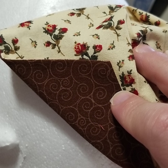 Reversible Primrose and Swirl Facemask - Picture 3 of 5